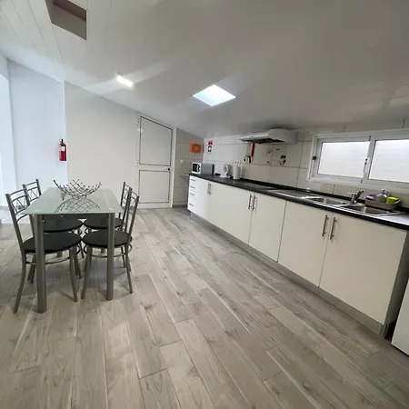 Holiday home Sousa House Canhas